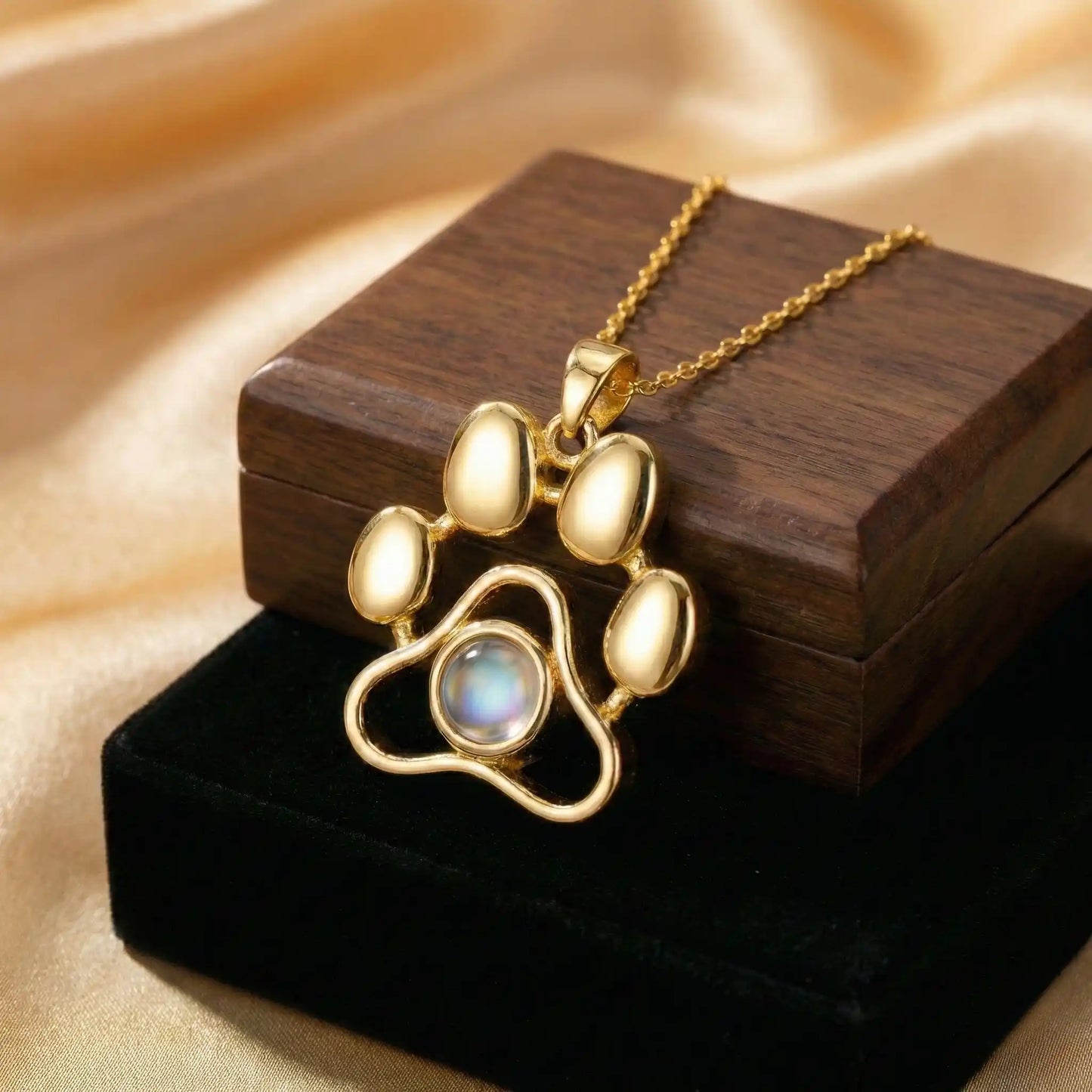 Paw Projection Necklace