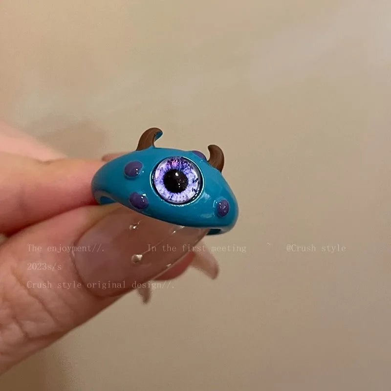 Adjustable Punk Eye Ring – Cute & Creepy Jewelry for Women