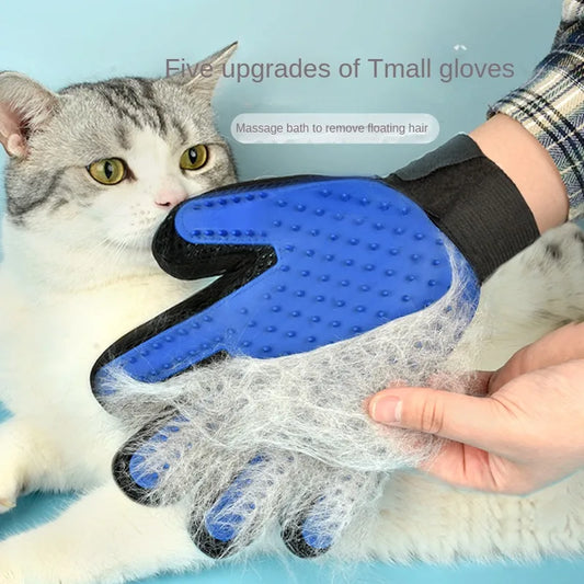 Gentle Deshedding Silicone Pet Grooming Glove – for Cats & Dogs