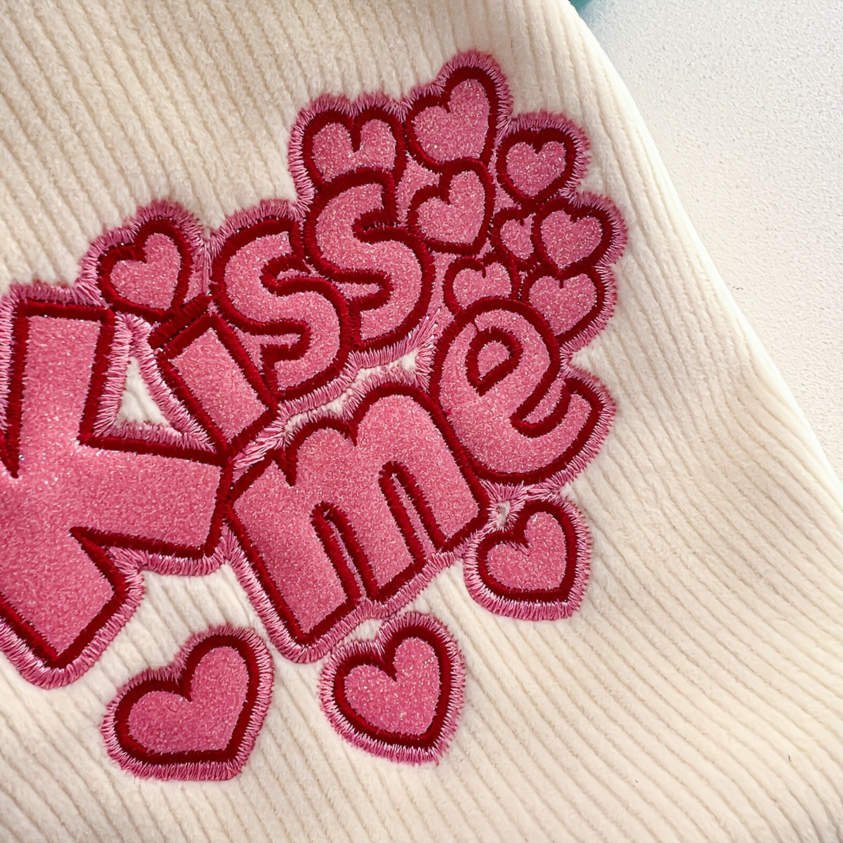 Dog Sweater - Kiss Me